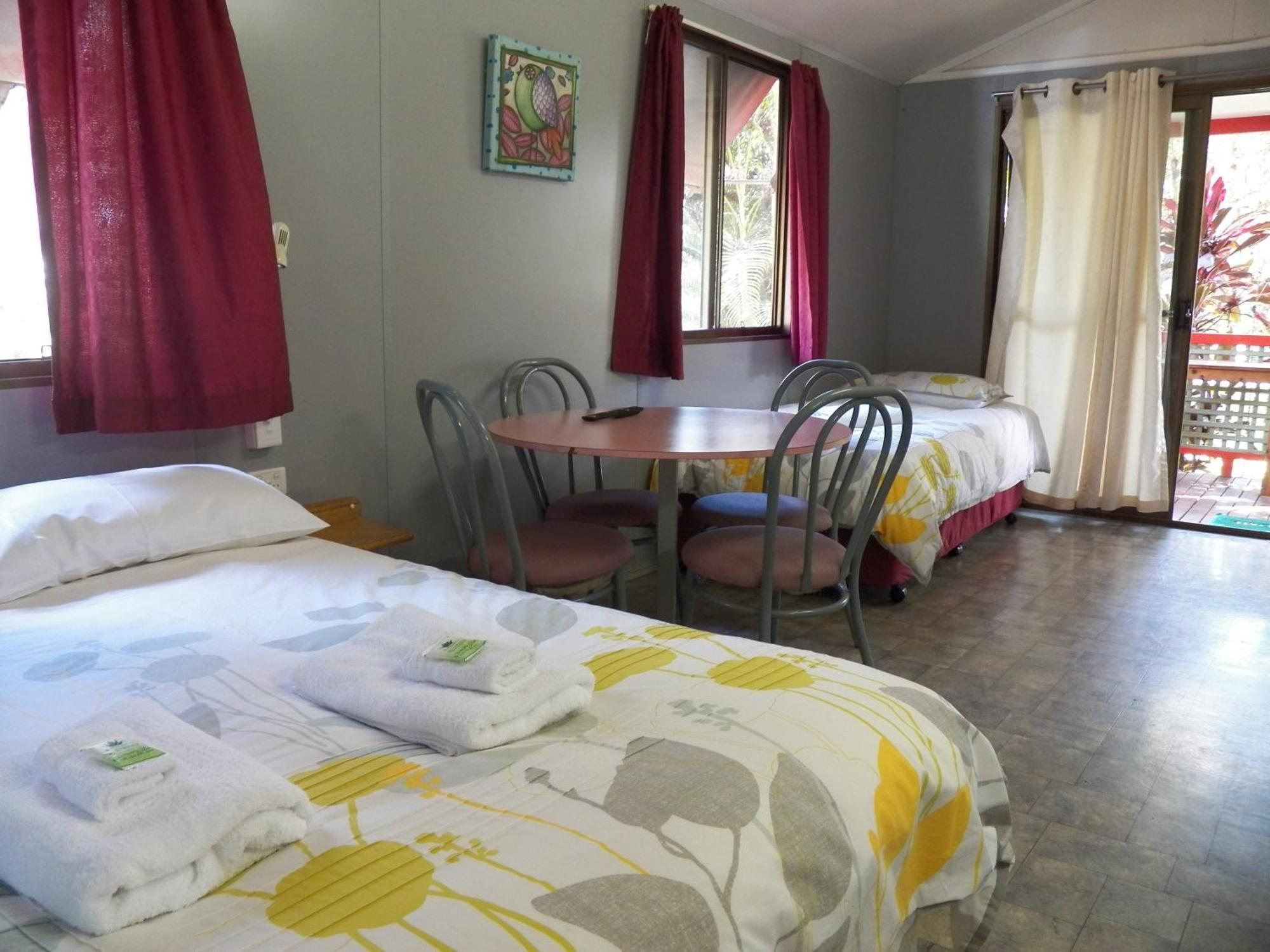 Lake Eacham Tourist Park & Cabins Quarto foto