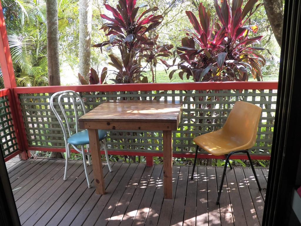Lake Eacham Tourist Park & Cabins Exterior foto