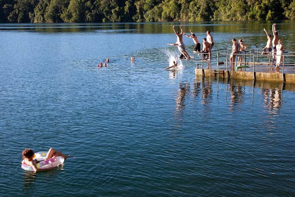 Lake Eacham Tourist Park & Cabins Exterior foto