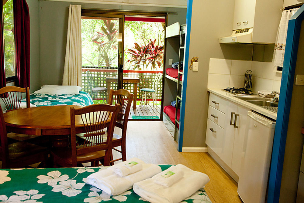 Lake Eacham Tourist Park & Cabins Exterior foto